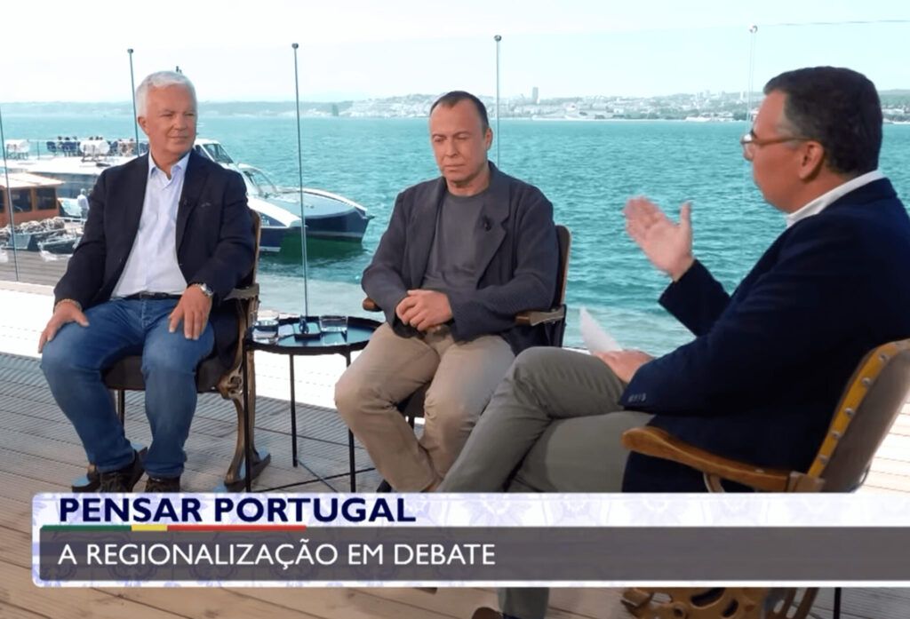 Researcher Paulo Miguel Madeira (CEG/TERRA) participates in debate on regionalization conta la regionalizacao 1