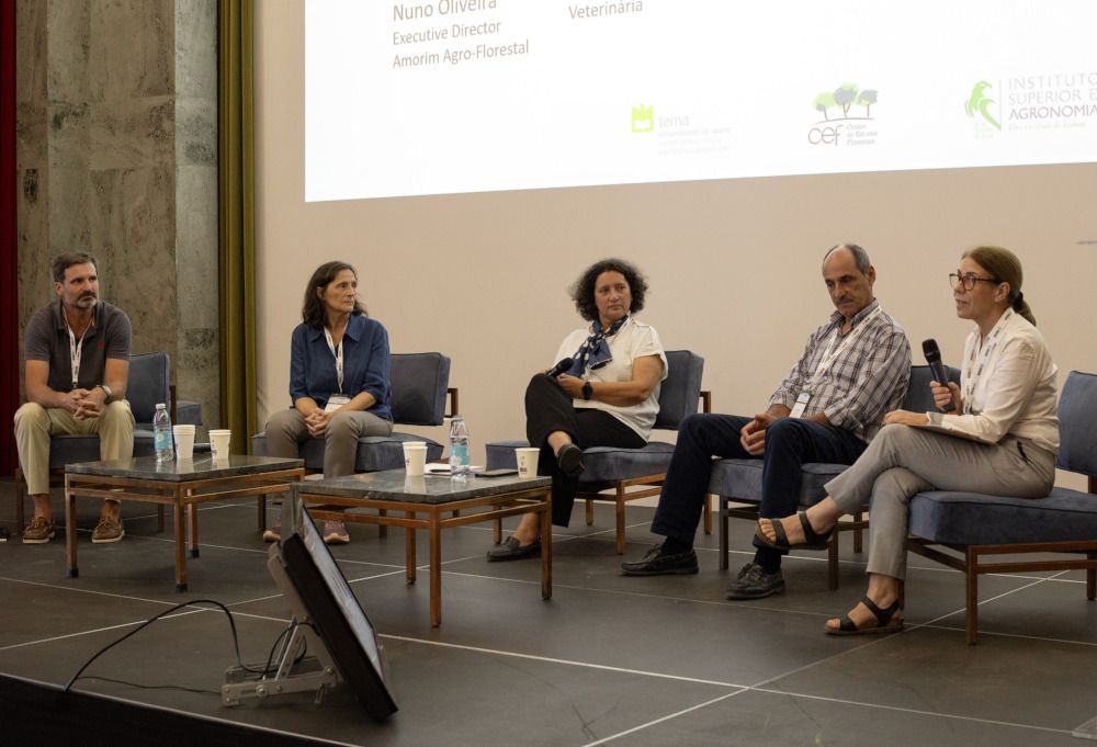 CEF co-organizes international conference on cork science, forestry, and sustainability cork science 2025 2