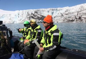 Antarctic Expedition: CFE researchers return with essential data on contamination in marine ecosystems Antarctic Expedition: CFE researchers return with essential data on contamination in marine ecosystems